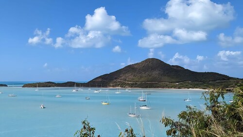 Superb waterfront villa, gated community and beautiful beaches