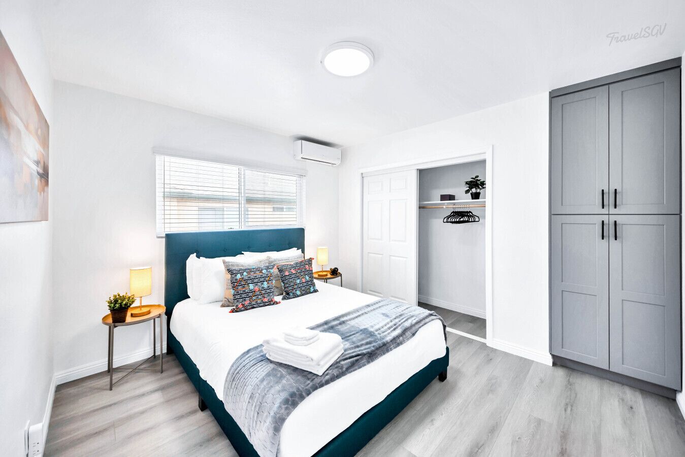 Iron/ironing board, free WiFi, bed sheets