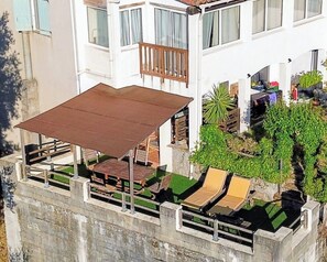 屋外ダイニングエリア