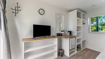 1 habitación, wifi y ropa de cama