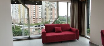 PubliQ Luxury Stays