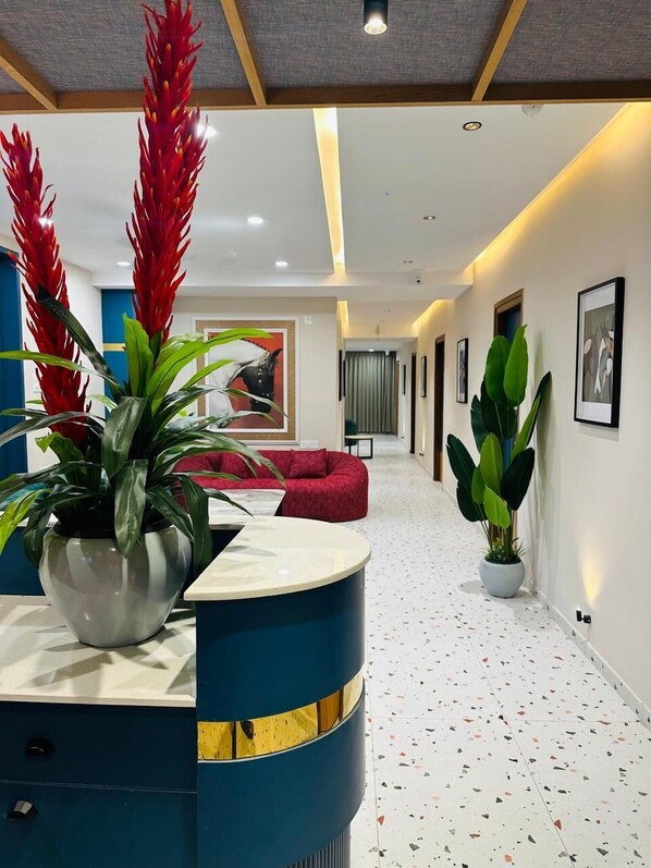 Computer monitors, printers - PubliQ Luxury Stays (Hyderabad)