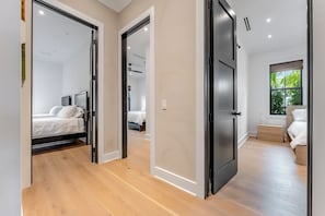 5 Schlafzimmer, Bügeleisen/Bügelbrett, kostenloses WLAN, Bettwäsche