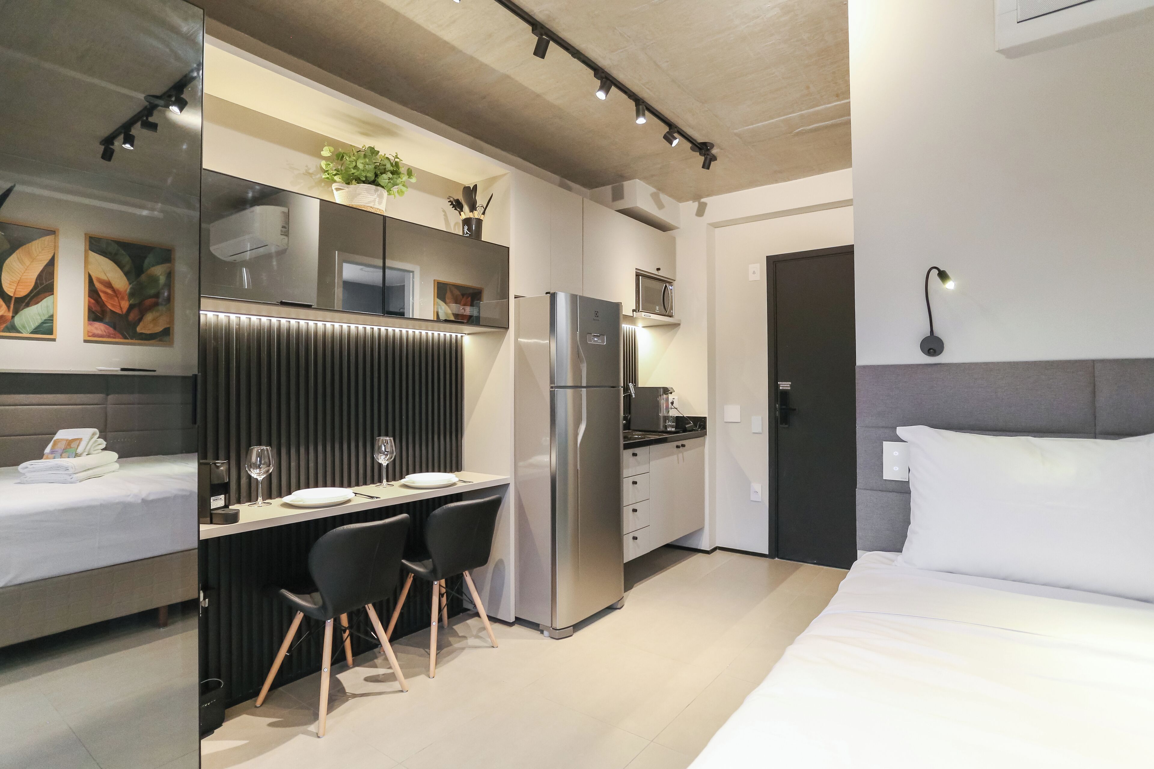 Studio | Blackout curtains, iron/ironing board, free WiFi