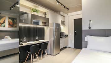 Estudio | Cortinas blackout, tabla de planchar con plancha y wifi gratis