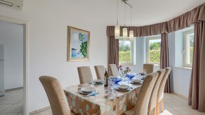 Dining - Villa Colomba by Villas Guide (Vodnjan)