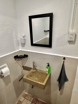 Bidet