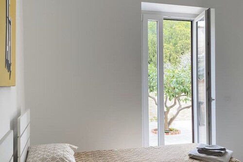 [The Little Red House] Quiet chalet