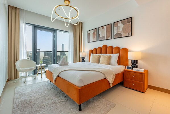 2 bedrooms, in-room safe, iron/ironing board, free WiFi