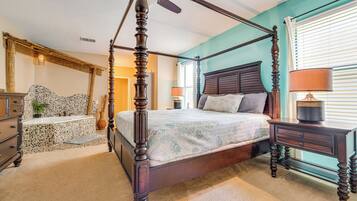 House (6 Bedrooms) | Interior