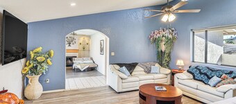 4 Mi to Beach & Boat Ramp: Lake Havasu City Abode!