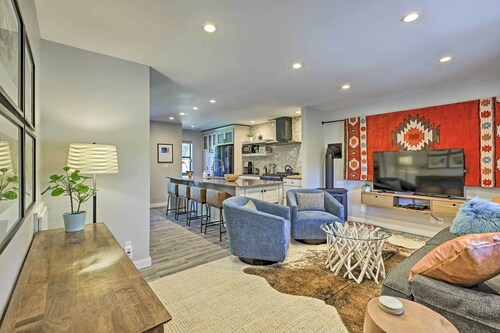 Home w/ Hot Tub, Steps to Dtwn Flagstaff & Nau!