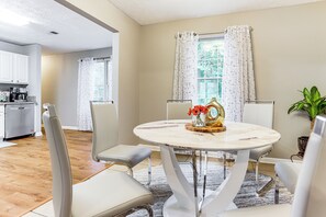 Maison (4 Bedrooms) | Intérieur