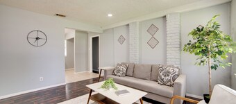 Pet-friendly Sachse Home: Large Fenced Yard