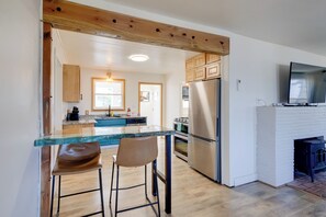 House (3 Bedrooms) | Interior - Walk to Shore: Rockaway Beach Retreat w/ Hot Tub! (Rockaway Beach)