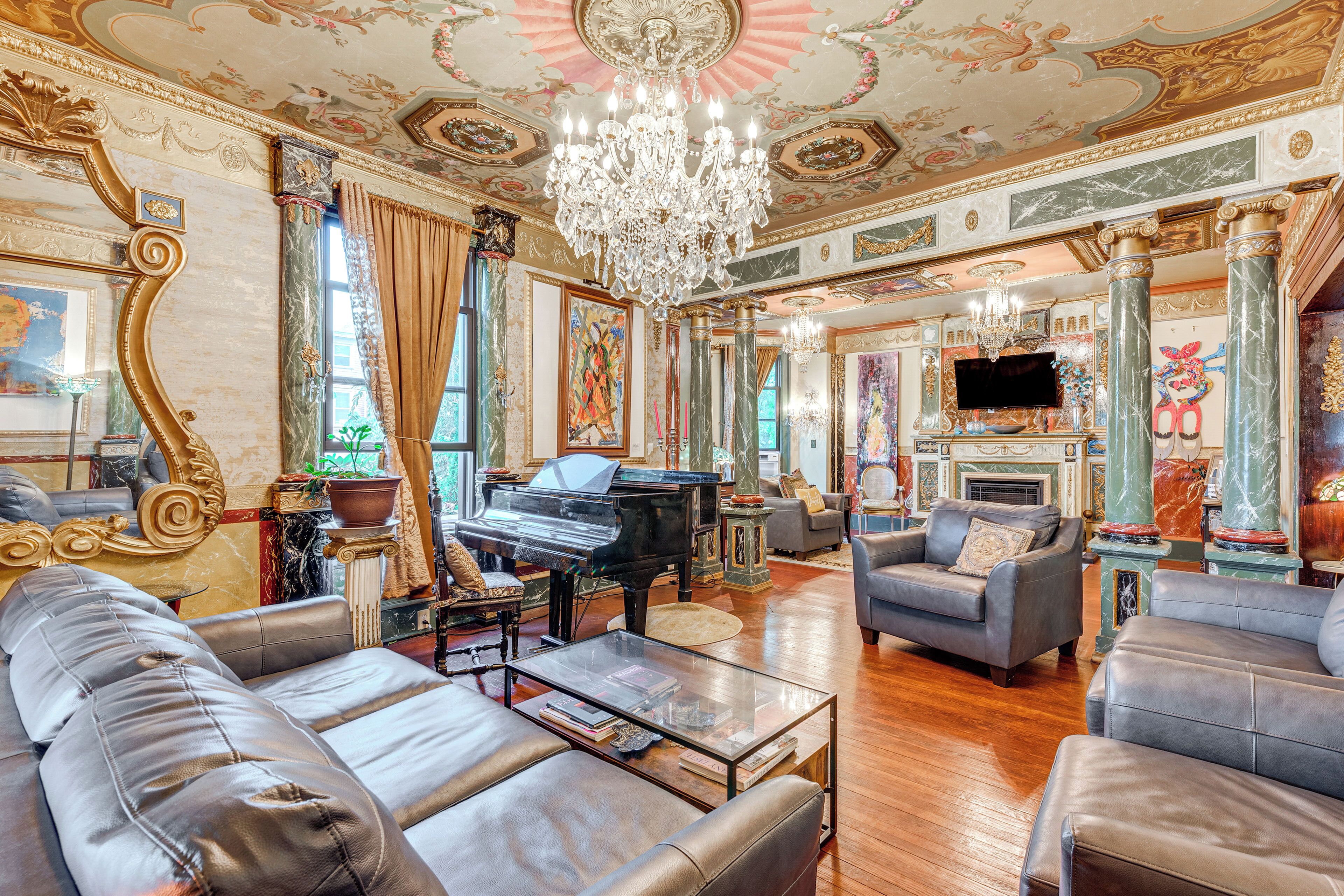 Rumah (Multiple Bedrooms) | Interior