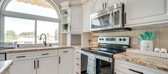 Private Hot Tub: Home Near Moses Lake Access