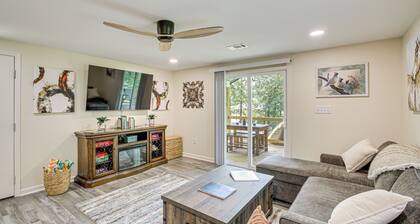 Lake Hamilton Retreat w/ Kayaks & Spacious Yard!