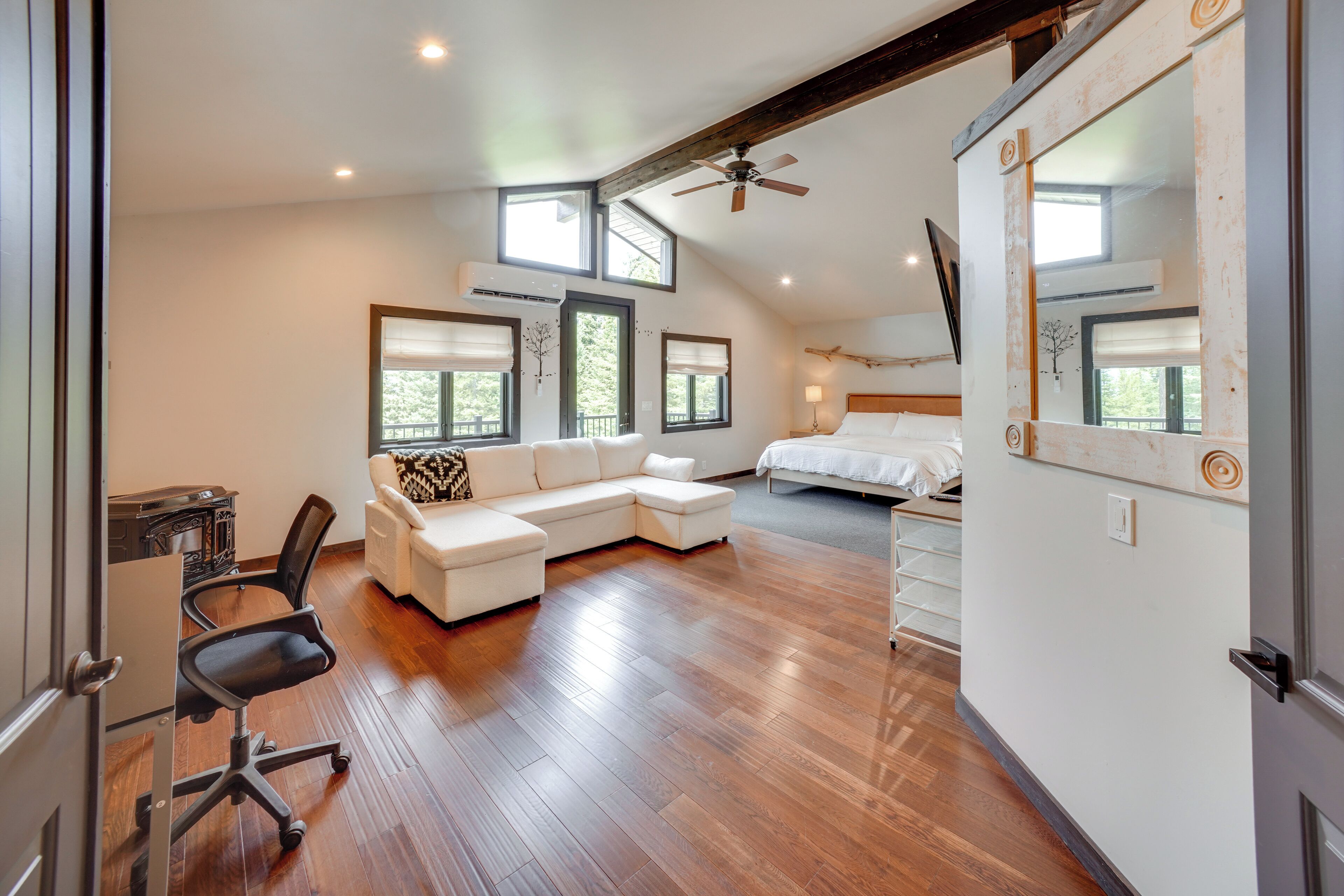 House (Multiple Bedrooms) | Interior