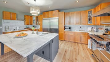 House (Multiple Bedrooms) | Interior