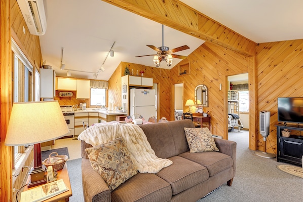 Cottage (3 Bedrooms) | Interior