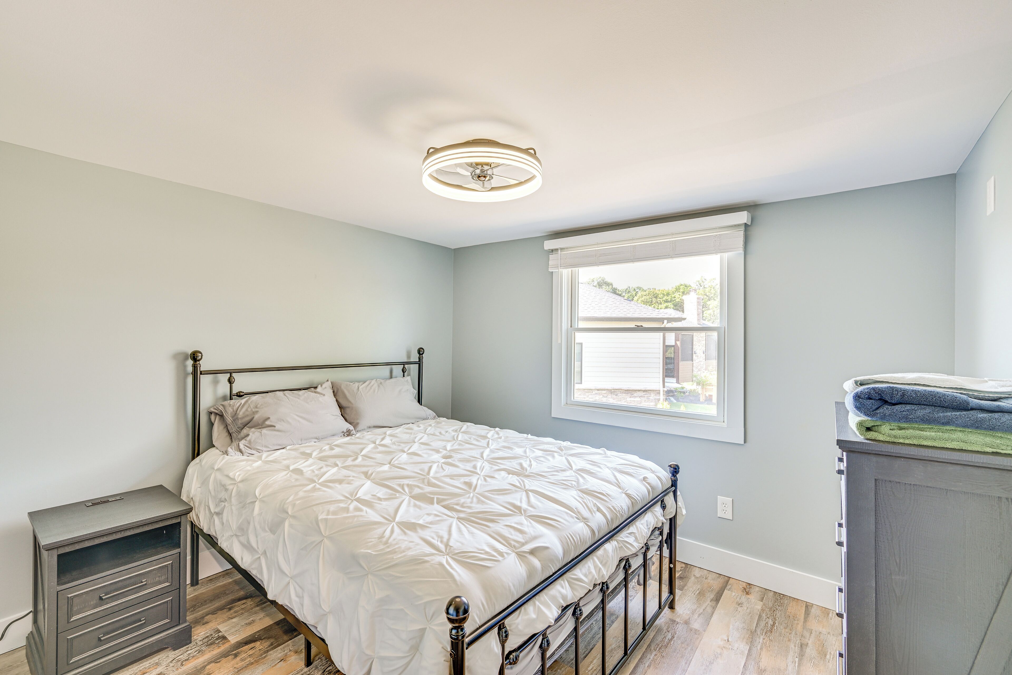 House (5 Bedrooms) | Interior