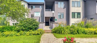 Walk to Bolton Valley Resort: Condo w/ Mtn Views!