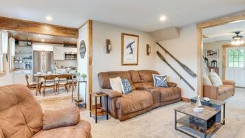 House (5 Bedrooms) | Interior