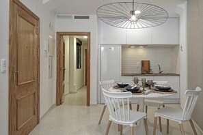Dining - Quality Homes Granada - QH San Juan de Dios (Granada)