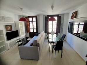 TV - Quality Homes Granada - QH Elvira 02 (Granada)