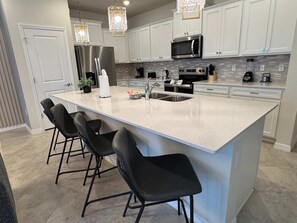 Apartment | 5 bedrooms, Internet - Magical 5BR w Pool Minutes From Disney 16161 (Clermont)