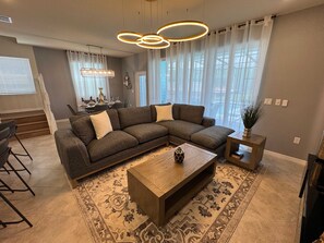 Apartment | 5 bedrooms, Internet - Magical 5BR w Pool Minutes From Disney 16161 (Clermont)