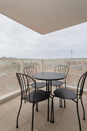 Apartment | 2 bedrooms, Internet