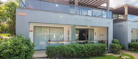 Basic Apartment | Exterior