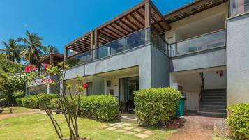 Apartamento básico | Fachada