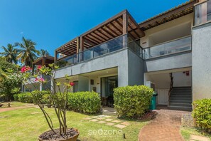 Basic Apartment | Exterior