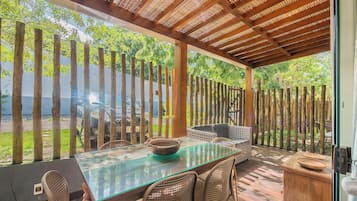 Departamento básico | Restaurante al aire libre