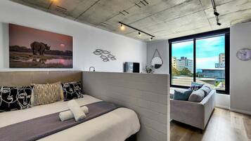1 bedroom, iron/ironing board, WiFi