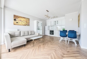 Comfort Apartment, Balcony | Iron/ironing board, free WiFi - Horizon 3 by Grand Apartments (Gdańsk)