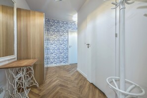 Appartamento Comfort, balcone | Bagno