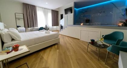 Maqueda Room & Suite