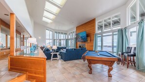Games room - Yacht Club~NEW 5-Star~Great Views~4BR Retreat~Hot Tub~GameRoom~Dog~Summer Fun (Dillon Beach)
