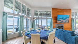 Dining - Yacht Club~NEW 5-Star~Great Views~4BR Retreat~Hot Tub~GameRoom~Dog~Summer Fun (Dillon Beach)