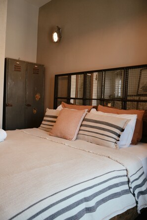 Deluxe Room, Partial Sea View | Free WiFi
