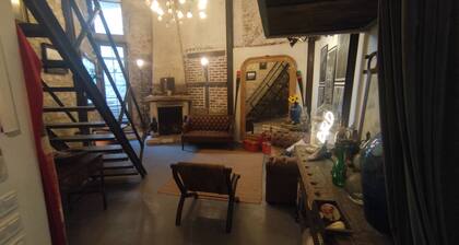 8 Design Urla