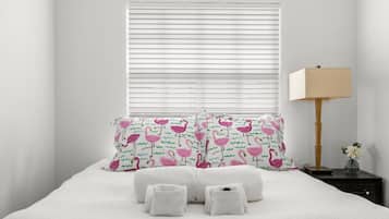 2 bedrooms, iron/ironing board, WiFi, bed sheets