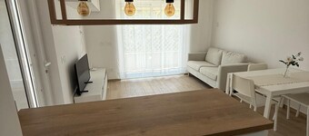 Good House Holidays - THREE ROOM