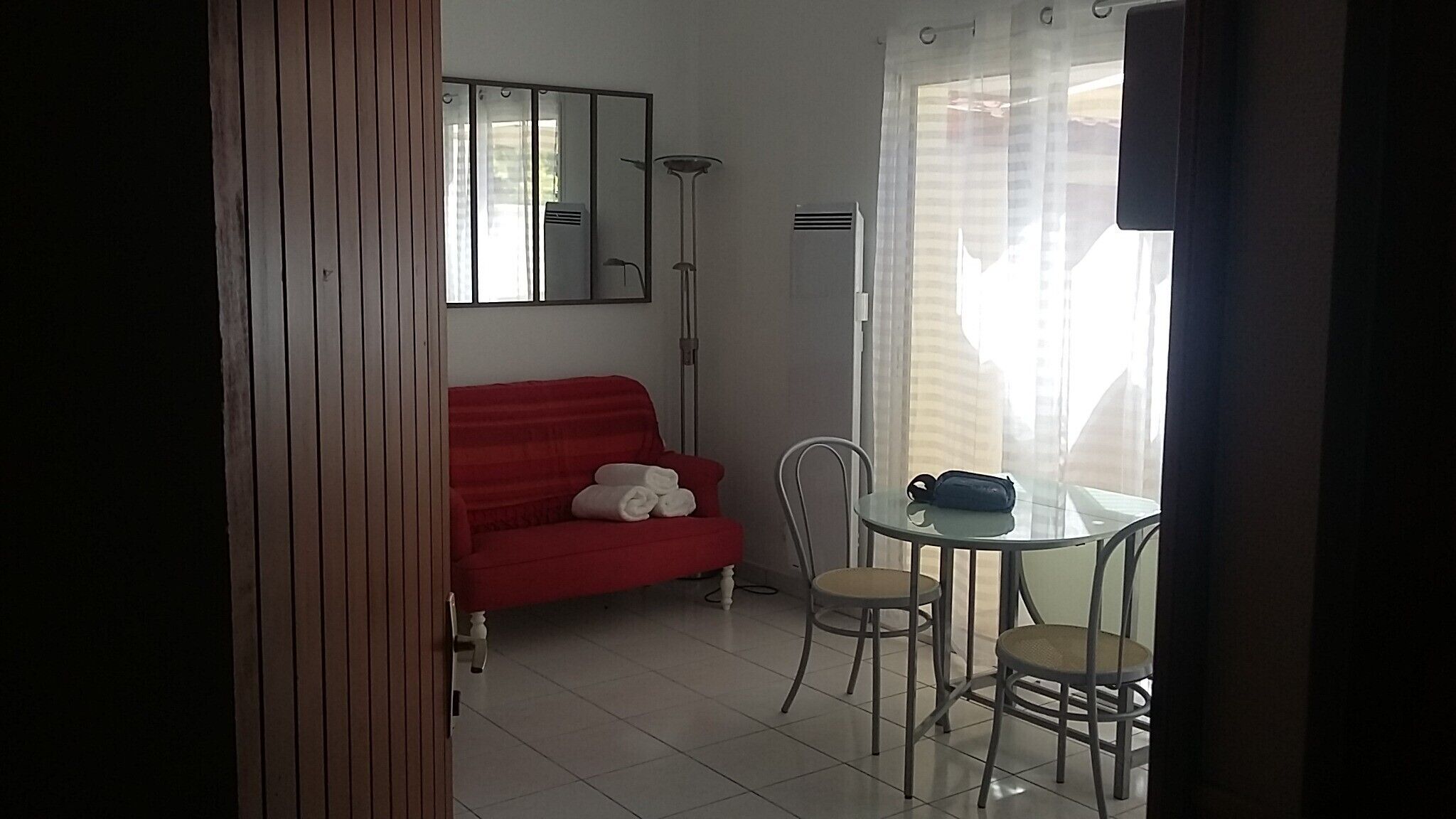 Télévision, chaîne hi-fi