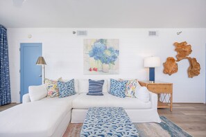 Condo, 3 Bedrooms | Living area - Romar Place 701 3 Bedroom Condo (Orange Beach)