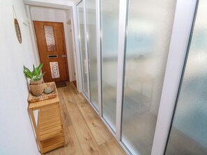 Interior - Flat 17, The Stones (St Ives)